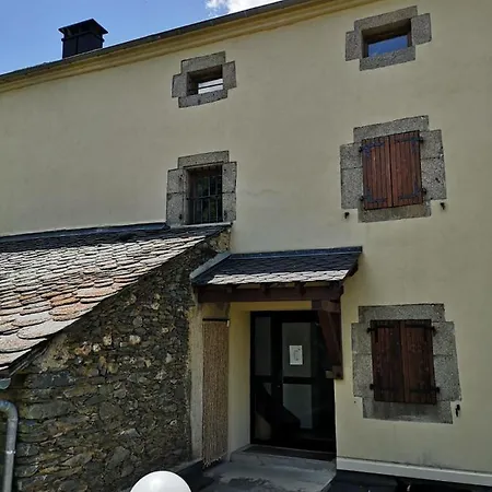V Osséja