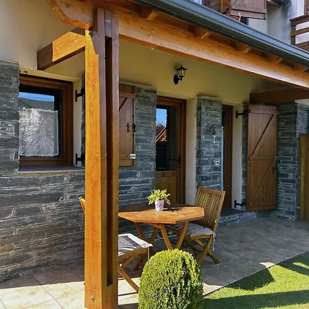 Bonita Con Gran Jardin Holiday home